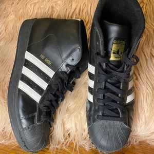 Men’s Adidas Treefoil 3 stripe high tops size 10